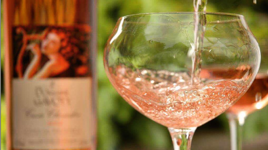 Rosé | The Perfect Solution to a Hot Summer's Day